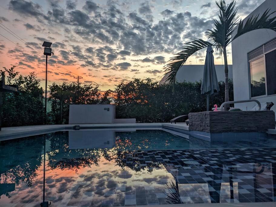 Carmen de Apicalá Casa Palma Roja Boutique , Piscina Privada 빌라 외부 사진