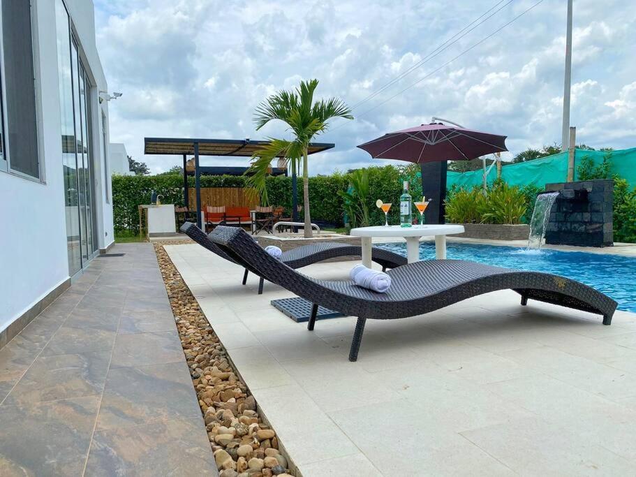 Carmen de Apicalá Casa Palma Roja Boutique , Piscina Privada 빌라 외부 사진